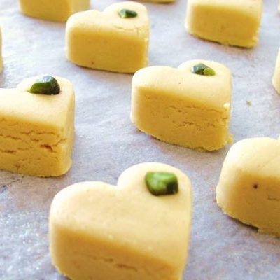 قالب فشاری نخودچی طرح قلب -2